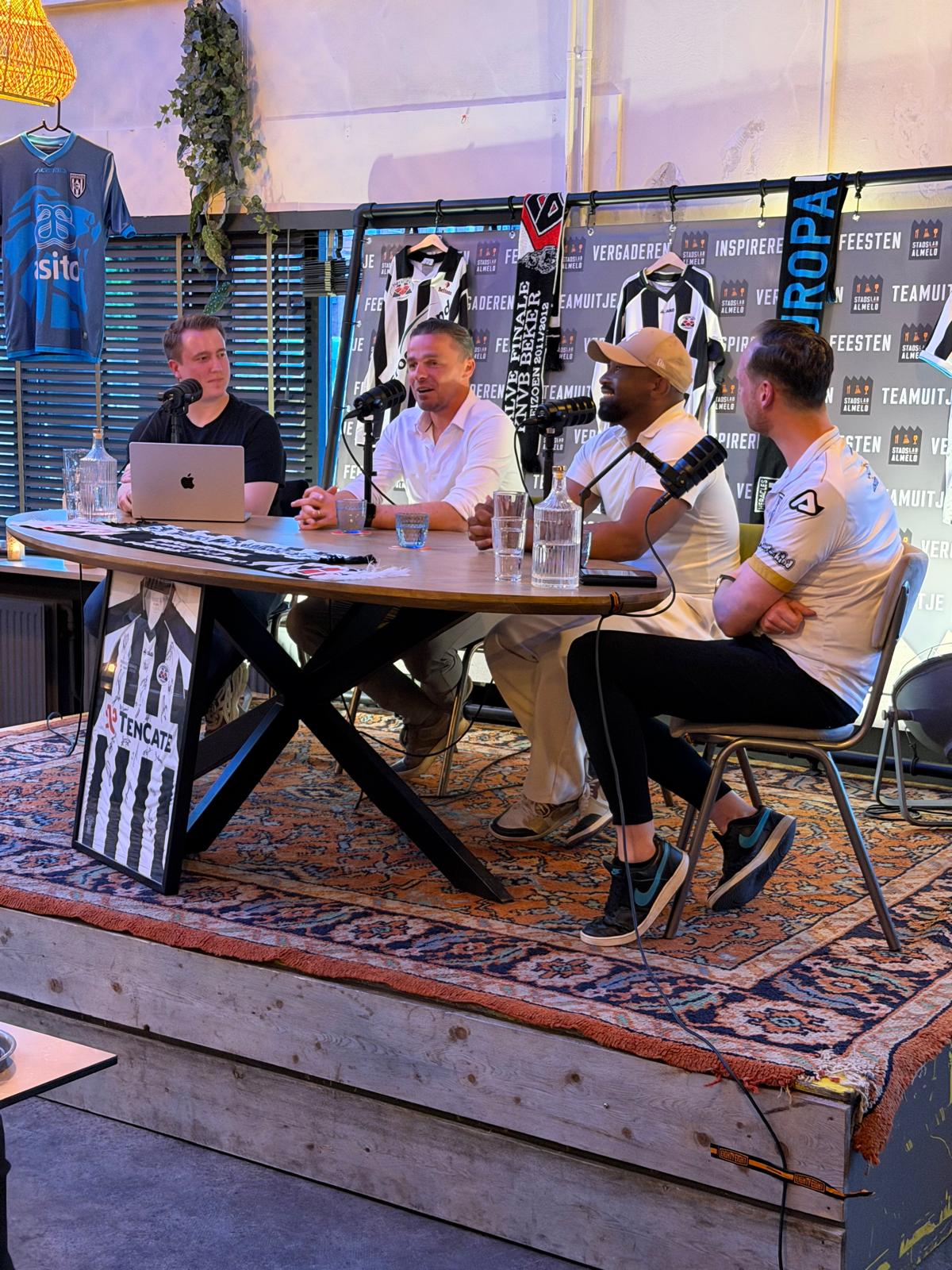 Met Zwart Witte Blik in gesprek over Heracles Almelo